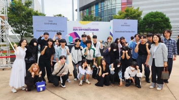 전주비전대학교, ‘2025 전주국제한지패션쇼’서 전공  융합 성과와 K-컬처 인재 양성 사례 선보여